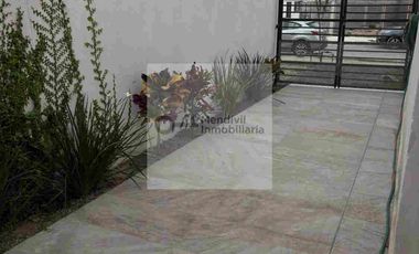 CASA EN PRIVADA CUMBRE DEL NTE. SALINAS. TOTALMENTE AMUEBLADA.