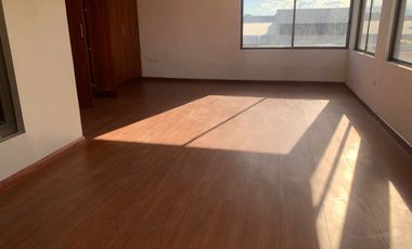 SE ALQUILA PROPIEDAD AV. ESPAÑA,  CUENCA - AZUAY