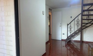 Linda y amplia casa en Venta, Maipú