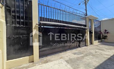 Venta de Casa de 6 Dormitorios, Uso Residencial y Comercial - Calle E. Connor, Cerca Av 25 Julio, Sur de Guayaquil