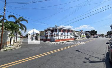Venta de Casa de 6 Dormitorios, Uso Residencial y Comercial - Calle E. Connor, Cerca Av 25 Julio, Sur de Guayaquil