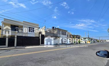 Venta de Casa de 6 Dormitorios, Uso Residencial y Comercial - Calle E. Connor, Cerca Av 25 Julio, Sur de Guayaquil