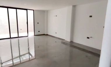 Venta de casa de 230 mt2, 3 niveles, 4 alcobas, sector exclusivo Barro Blanco, Rionegro, Antioquia