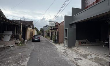 dijual rumah di sleman dekat pakuwon mall condong catur mewah 2 lantai