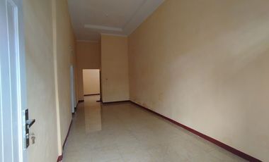 Rumah Kotak Harga Koplak Tetangganya Kocak