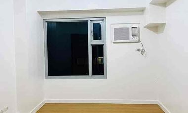 Prime RFO Living in Ermita: 8 Adriatico Manila - Units for Sale