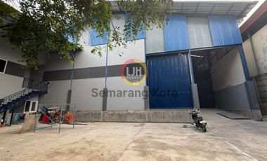 Gudang di Kawasan Industri Candi