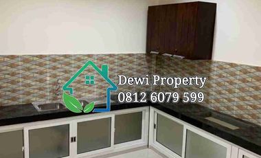 DISEWAKAN VILLA CEMARA ASRI JALAN DIAMOND