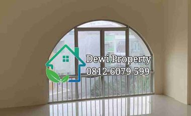 DISEWAKAN VILLA CEMARA ASRI JALAN DIAMOND