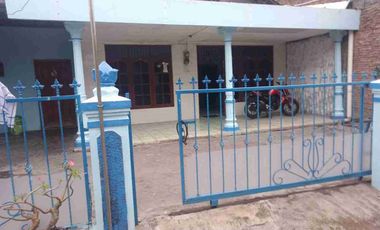 Rumah Luas dalam Kota dekat Kampus Unisri