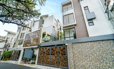 Townhouse for sale at The Benitez Courtyard, Pasadeña, San Juan