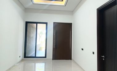 JUAL RUMAH MODERN MINIMALIST CITRALAND NEWTON HILL