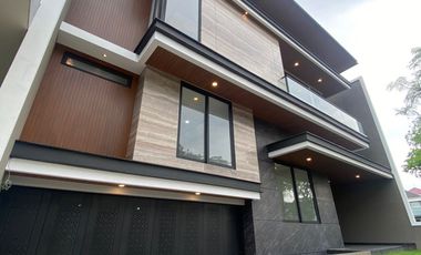 JUAL RUMAH MODERN MINIMALIST CITRALAND NEWTON HILL