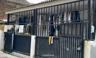 DISEWAKAN RUMAH KOS BERSIH DAN TERAWAT DEKAT DELTA SARI INDAH WARU SIDOARJO