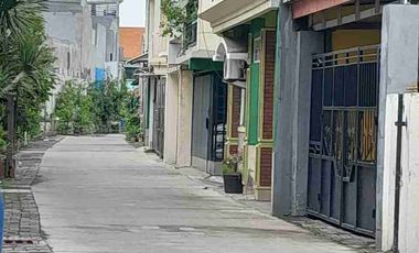DISEWAKAN RUMAH KOS BERSIH DAN TERAWAT DEKAT DELTA SARI INDAH WARU SIDOARJO