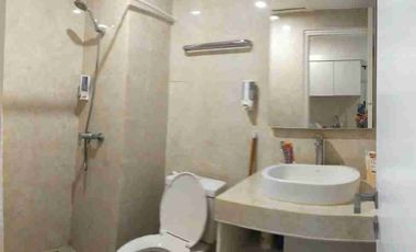 DIJUAL APPARTEMEN CANTIK FULLFURNISH 1 BR LOKASI NICOPOLIS EWALK DAERAH TENGAH KOTA HARGA NEGO