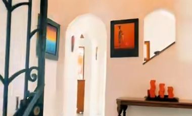 CASA CON DOBLE USO DE SUELO EN VENTA EN COLONIA CONDESA, EXCELENTE UBICACIÓN