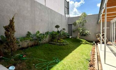 Rumah Estetik Industrial Di Garut