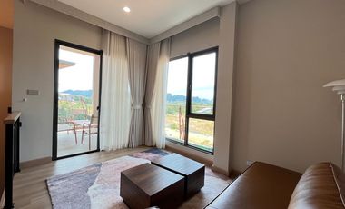 2-Storey Detached House for Rent – 3 Bedrooms, 4 Bathrooms, Mountain View