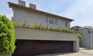 CASA EN VENTA EN COLONIA BOSQUES DE LAS LOMAS CUAJIMALPA DE MORELOS