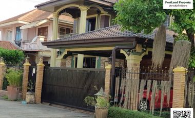 ขายบ้านเดี่ยวหรู ฮวงจุ้ยดี 2 ชั้น built in ทั้งหลัง หมู่บ้านพินธนา ใจกลางเมืองอุตรดิตถ์