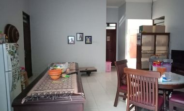 Rumah Siap Huni Dekat Woltermonginsidi Pedurungan Tengah