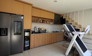 Rumah Terawat Sangat Asri di Komplek Premium di Garut