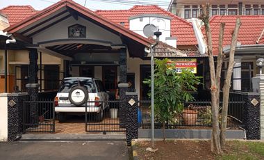 Rumah 2 Lantai Dekat ke Pasar Atas Cimahi Utara