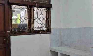 Rumah  1 ½ Lantai di Rawamangun Jakarta Timur