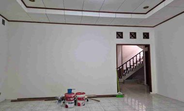 Rumah  1 ½ Lantai di Rawamangun Jakarta Timur