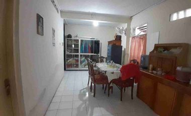 Rumah Hook Luas 250 m Strategis Dekat Alun-Alun Kota Serang