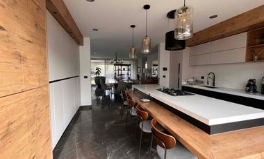 Casa AMUEBLADA en RENTA en La Campiña.