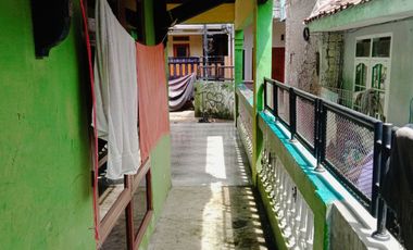 2-storey house in an alley in the center of Cianjur City, strategic access