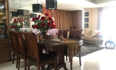 Disewakan Apartemen Royal Mediterania Garden Residences 3BR+1 Furnished Lengkap Terawat Kondisi Siap Huni, Lokasi Strategis Di Tanjung Duren
