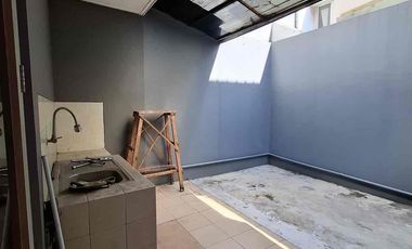 Rumah Golf Lake hanya 3,5M nego