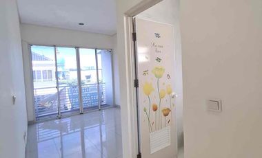 Rumah Golf Lake hanya 80 juta