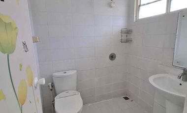 Rumah Golf Lake hanya 80 juta