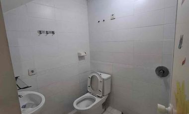 Rumah Golf Lake hanya 80 juta