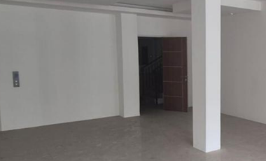 Dijual Segera !!! Ruko Gandeng Sentra Niaga Bekasi Ruko 3 Lantai Sudah Dijebol dan Ada Lift