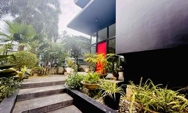 SUPER RUSH SALE - Premium 5BR House and Lot in Hillsborough Subdivision in Alabang Muntilupa