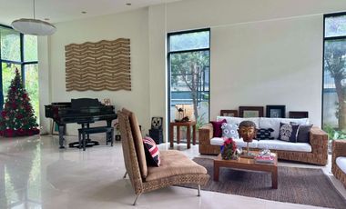SUPER RUSH SALE - Premium 5BR House and Lot in Hillsborough Subdivision in Alabang Muntilupa
