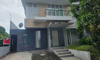 DISEWAKAN RUMAH CANTIK DAN MENARIK DAERAH WANEA, HARGA SANGAT MURAH