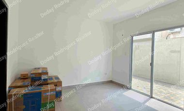 Alquiler Casa de Estreno 4 Dormitorios con baños