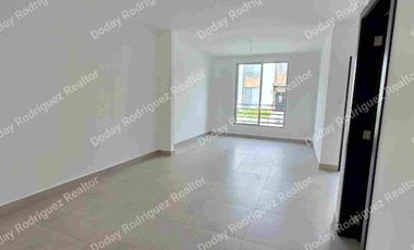 Alquiler Casa de Estreno 4 Dormitorios con baños