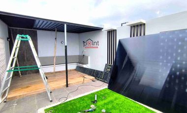 Rumah Mewah Baru 3 lt Semi Furnish Mewah di Sumber Solo Kota