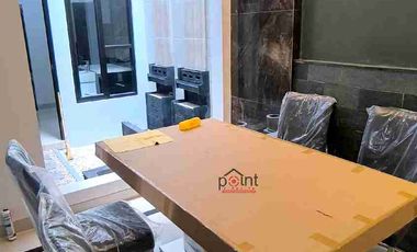 Rumah Mewah Baru 3 lt Semi Furnish Mewah di Sumber Solo Kota