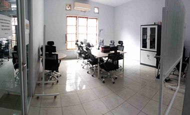 Dijual Rumah Strategis dan Lokasi Komersial di Garut