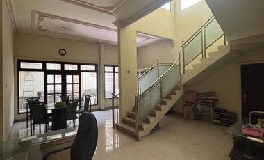 Rumah Komersial Area Pusat Kota Jl Sriwijaya