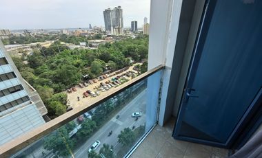 38 Park Avenue 1BR corner 55sqm Parking Furnished Cebu IT Park