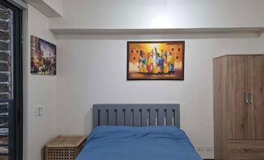 Your Elegant New Home with Parking in Zadia Tower 3, Sta. Rosa, Laguna